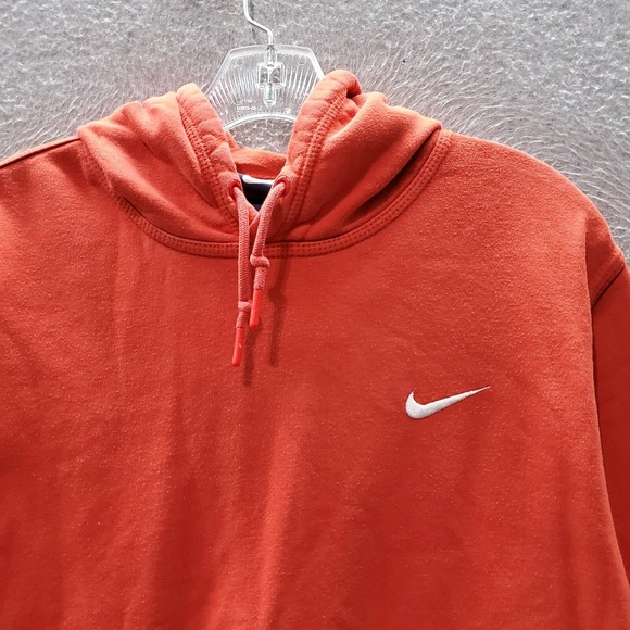 Nike Men Sweatshirt Large Red Hoodie Swoosh Logo Pocket Drawstring Embroidered - Picture 3 of 8